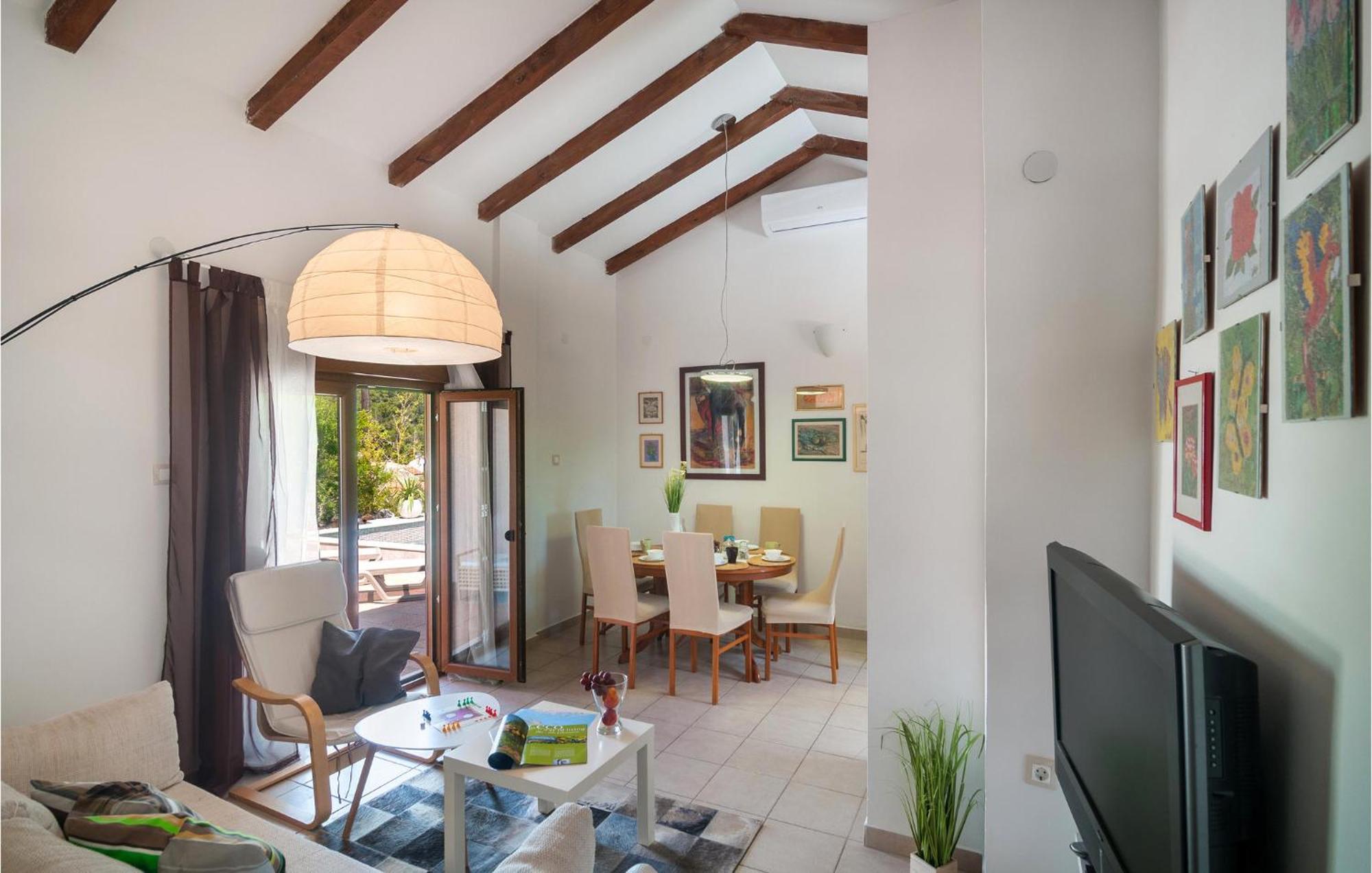 Cozy Home In Mudri Dolac With Kitchen Basina ภายนอก รูปภาพ